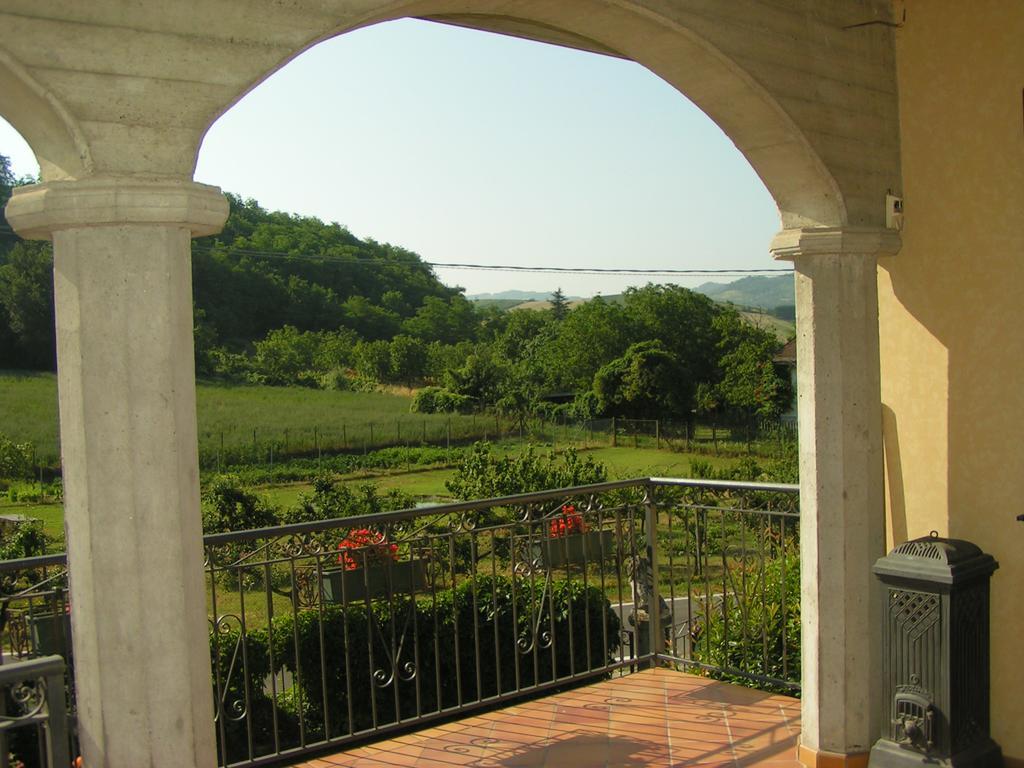 Villa Dei Romaniani Villaromagnano Exterior photo